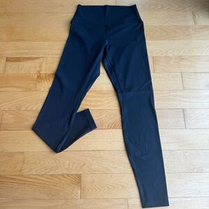 Lululemon Align HR leggings 28” - Size 6